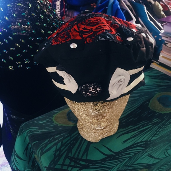 Customed Rock N Rose Hat main image 4